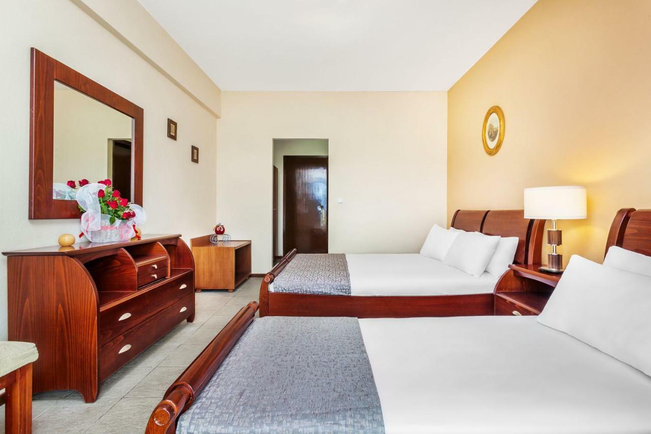 Amfion Hotel Olympiakí Aktí Exterior foto