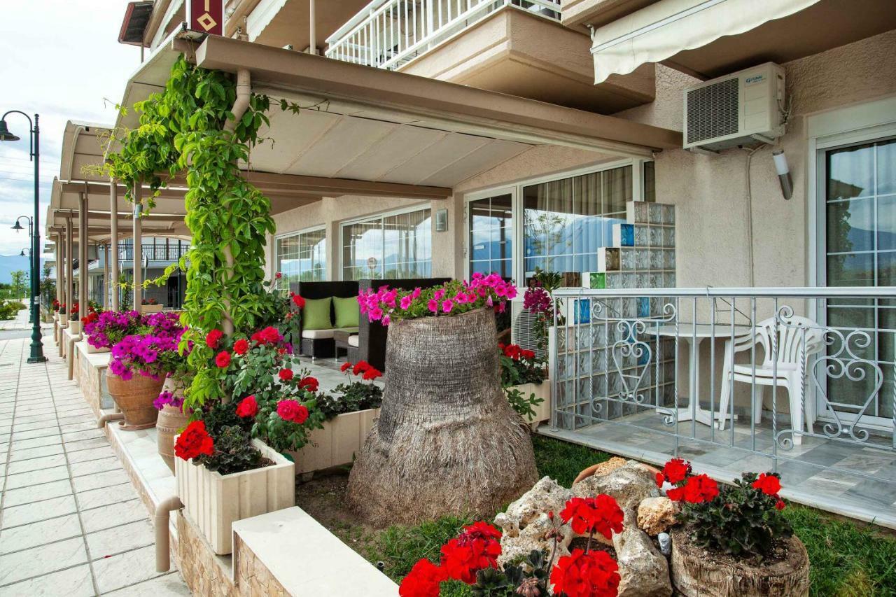 Amfion Hotel Olympiakí Aktí Exterior foto