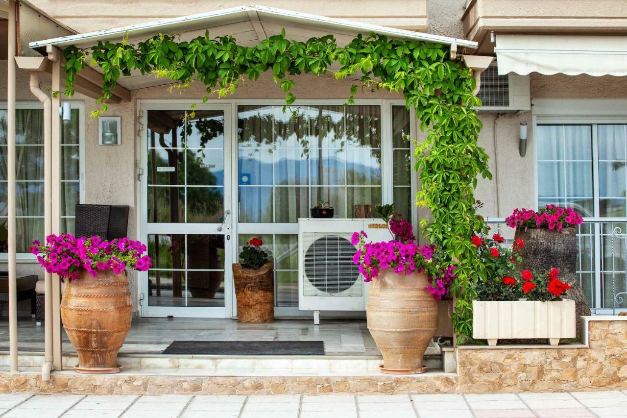 Amfion Hotel Olympiakí Aktí Exterior foto